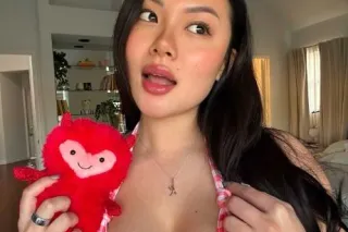 looking for fun hot asian youn... - Image 4